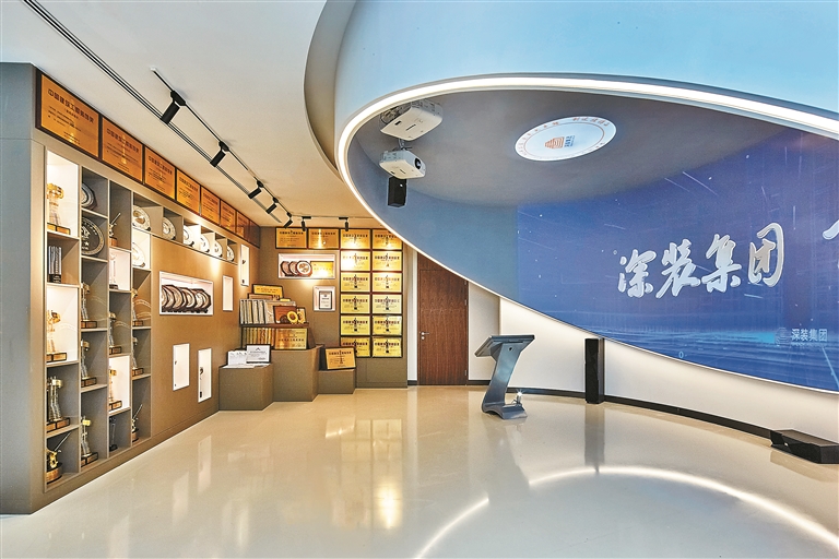 深裝集團榮譽室.jpg 深裝集團榮譽室.jpg